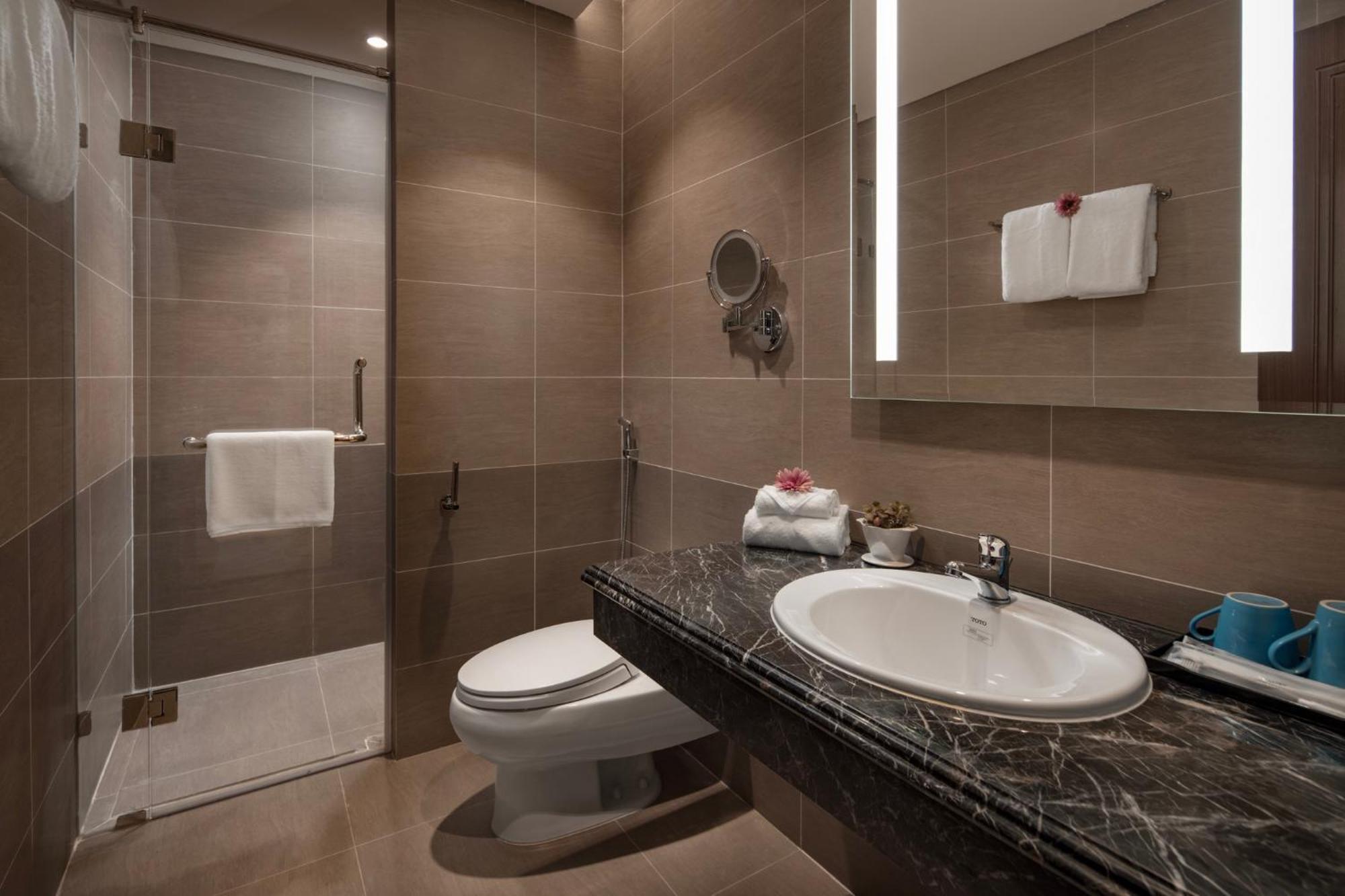Luxury Beach Condo 5-Star, Rooftop Pool Da Nang Exterior foto
